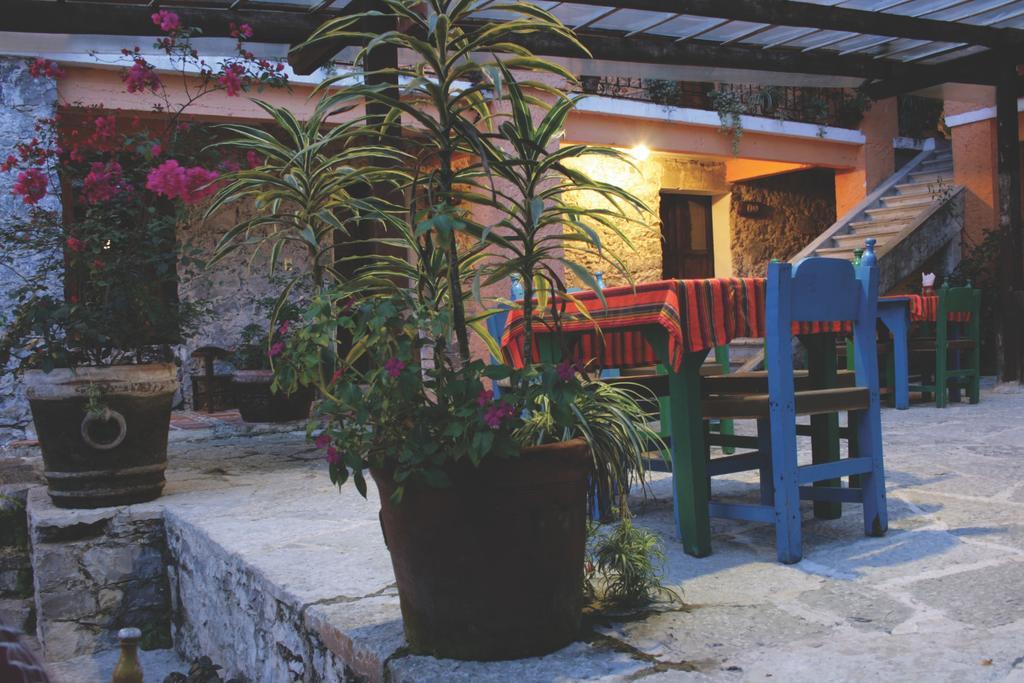 Hotel La Casa De Piedra Cuetzalán del Progreso Dış mekan fotoğraf